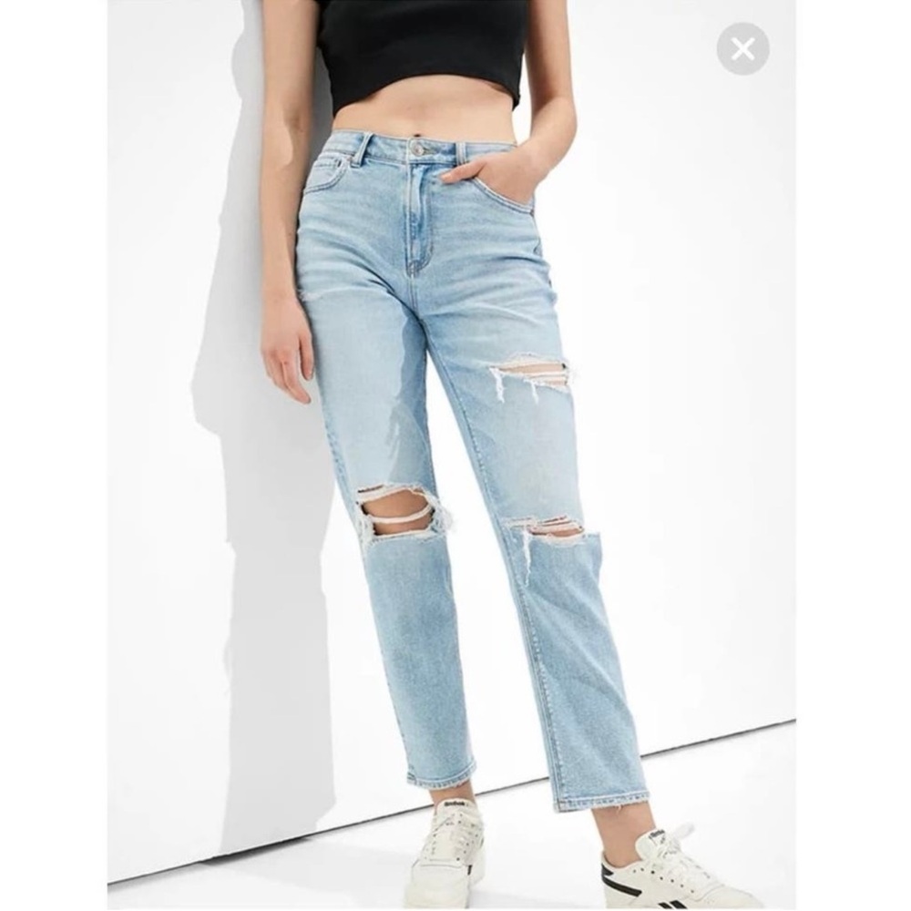 American Eagle AE Stretch Ripped Mom Straight Jean 2 Long
Blue 3380.